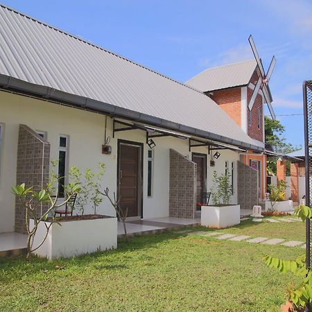 Belukar Lodges Private Homestay Pantai Cenang  Eksteriør billede